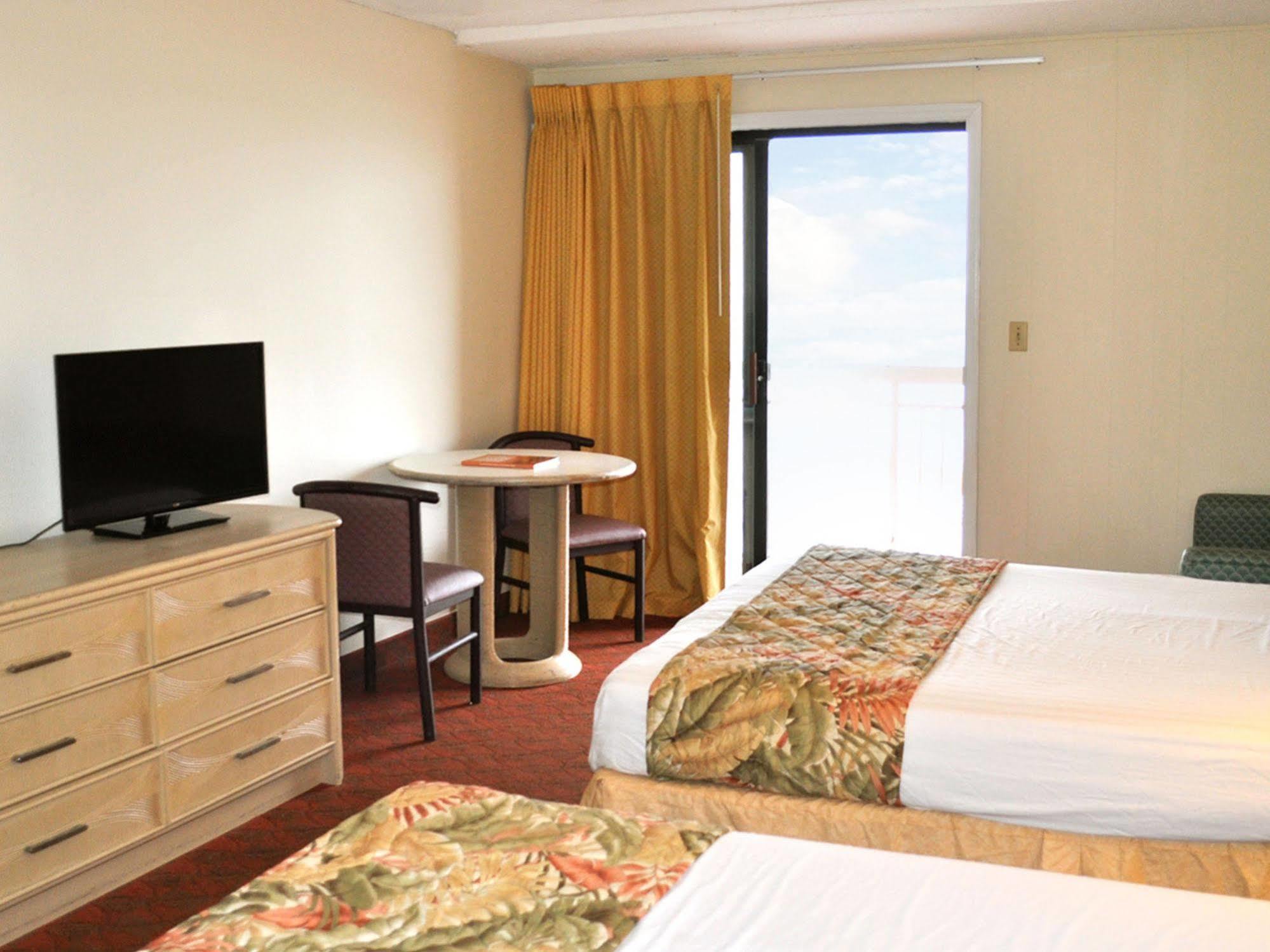 Castaway Beach Inn & Swim Up Bar Север Миртл Бич Экстерьер фото