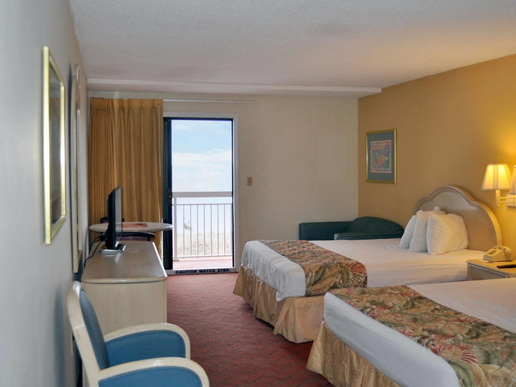 Castaway Beach Inn & Swim Up Bar Север Миртл Бич Экстерьер фото